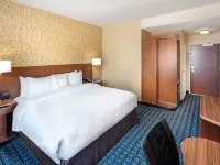 Fairfield Inn & Suites by Marriott North Bergen Hotels near Grand Bazaar NYC