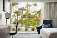 Ventura Beach Marriott Các khách sạn gần Camino Real Park
