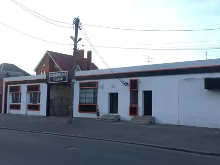 Good Night House Hotel