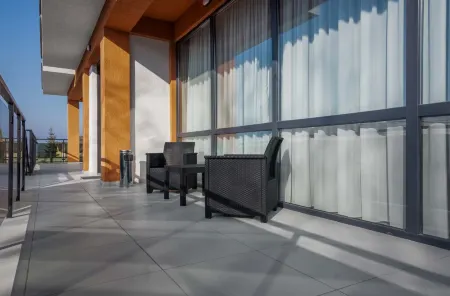 Hotel Alexandria Отели в г. Мукрани