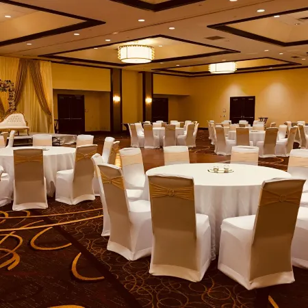 Sheraton Indianapolis Hotel at Keystone Crossing