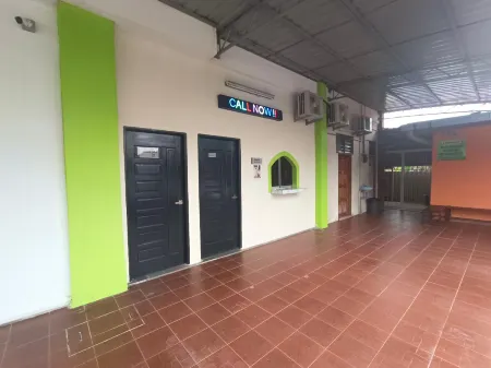 Dzuha Inn Отели в г. Batu Rakit