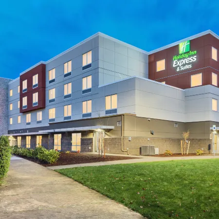 Holiday Inn Express & Suites SALEM NORTH - KEIZER by IHG