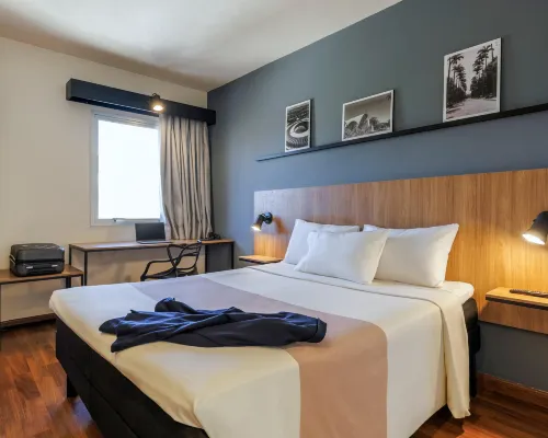 Ibis Belo Horizonte Liberdade Hotels near Pope's Square