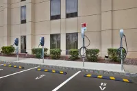 Hampton Inn Clinton - parking