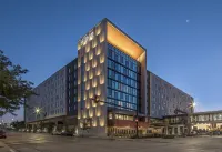 Hilton des Moines Downtown - Airport Shuttle