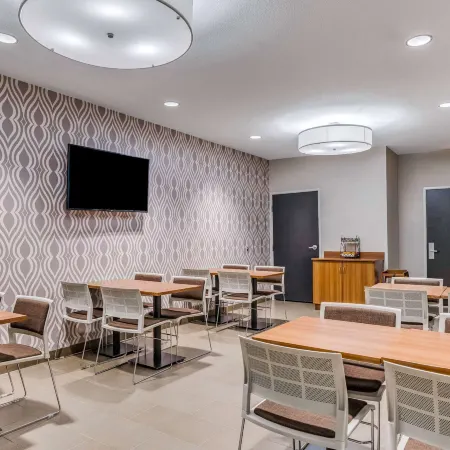 Microtel Inn & Suites by Wyndham Sweetwater