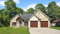 Beautiful 3-bedroom, 2 Bath New Build Home on Lake Palestine with WiFi, AC