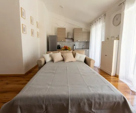 ALLOGGIO TURISTICO FLAVIA Отели в г. Анцио