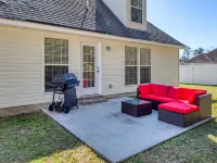 Large private 4 BR home near SAV airport with TV in every bedroom Hotel di Pooler