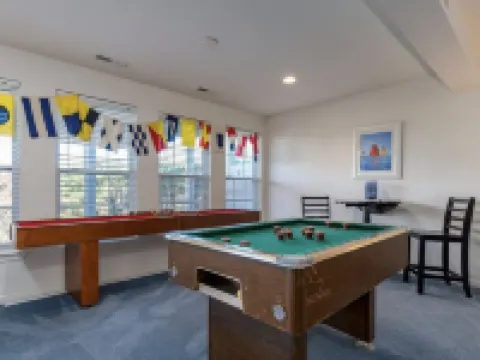 Spectacular well stocked townhouse minutes from Bethany Beach ミルビルのホテル