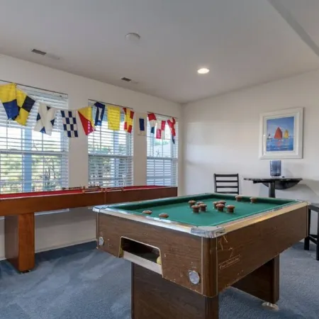Spectacular well stocked townhouse minutes from Bethany Beach