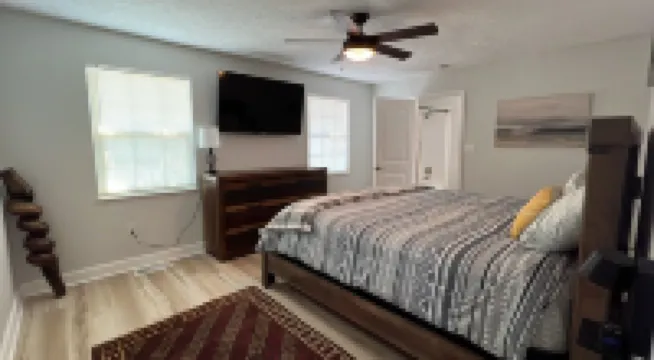 Full remodel  No trailering to the Windrock, Norris Lake and Trails close by.