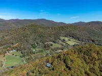 Breathtaking Mountain Views - 20 Min to Asheville