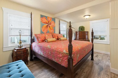 Secret Garden @ Seminole located in the heart of downtown Stuart, FL - 방갈로