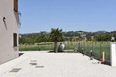 Apartment in the Countryside, in quiet area with outdoor garden