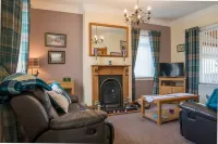 Tranquil Pippin Scottish Cottages with Hot Tub