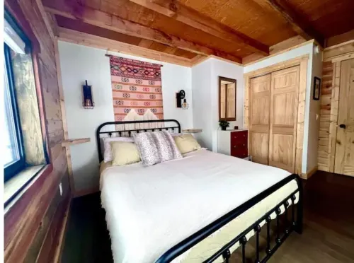 NEW - Apache Cabin