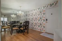 Cozy 2-bedroom condo in the heart of Homewood/Vestavia, minutes from Samford/UAB