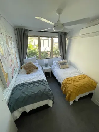 Across the road from the beach and 3 minutes walk to vibrant Peregian Village