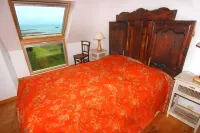 Quiet house facing the sea Hotels in Plougasnou