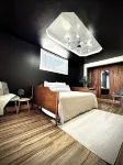 Large Modern Cabin w/balcony & large entertainment areas-hot tub and pool table! - Wi-Fi
