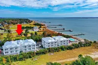 No Cleaning Fee - Condo With Waterfront Pool/Beach - balcony