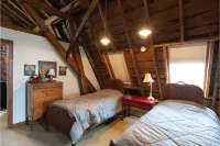 Beautiful modern rustic barn located near state parks and Chain o Lakes.