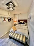 Beachfront Top Floor Front Gulf View Balcony 1Bed 1Bath Bunk Beds Custom Design