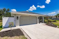 The Sunset Lake House/Heated Pool/Pool Table / 4 Bed / 2 Bath Hotels near Punta Gorda Airport