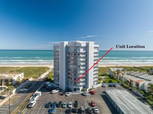 Aquarius 201 - Renovated 2 bed / 1.5 Bath Beach Condo with bay view!!!