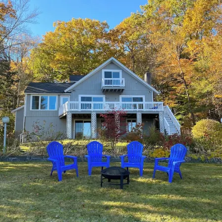 Lakefront Home with Hot Tub, Beach, Skiing Nearby in Tranquil Barnstead