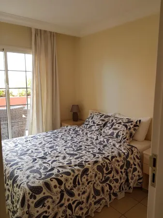 Modern fully equipped apartment in exclusive area with pool.