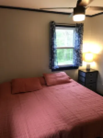 Cozy County Cabin in the woods