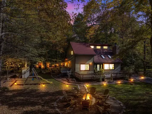 Spring Stay: Game Room, BBQ, Pool Access, & More
