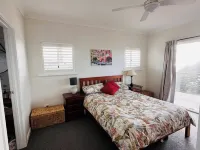 A family friendly house with breath-taking sea views in a great location.