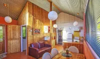 CROFT COTTAGE near Hepburn Mineral Springs Reserve