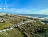 Oceanfront Penthouse Suite, 2 King Beds, Exquisite Beach Views, Newly Renovated