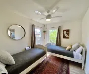 Charming Cottage - Conveniently located to Cal Poly and  Downtown SLO