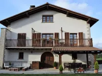 In this accommodation you can breathe peace and tranquility! Hotels in Ultzamaldea