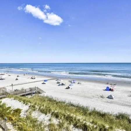 Beachfront Oceanside Condo. Incredible view: Channel Marker