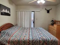 Enjoy a winter stay at SKI HAUS! Spacious family size condo1 block from the lift Hotels in Angel Fire