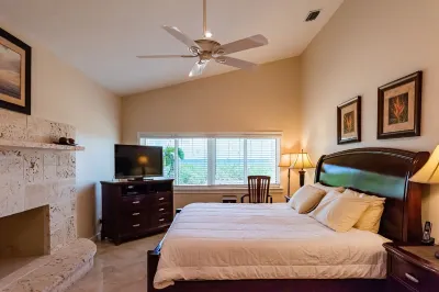 Private Oceanfront Estate • Tennis-Pickleball • Pool-Spa • Golden Sands Emerald