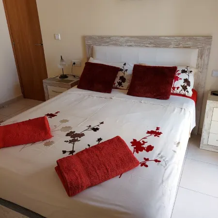 VILLA SUNRISE Detached Villa with Private Pool and Wi-Fi