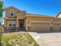 Spacious Airport Heaven - 5 Bedrooms & Hot Tub Hotels in Security-Widefield