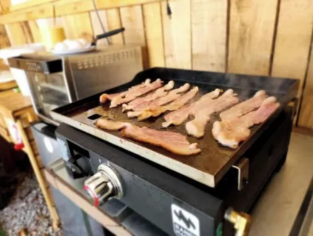 Glamping Tiny Home near Center Hill Lake