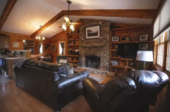 Adorable Cabin Tucked Among the Trees in the Smoky Mountains