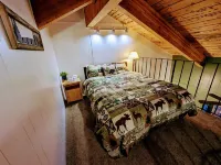 Cozy Pinecrest-Dodge Ridge Area Summer/Winter Fun Resort with King-Size Bed! Hotels near Yosemite National Park Sign
