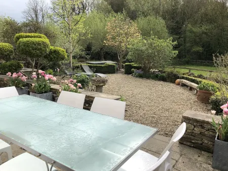 Chic Multi Award Winning  Luxury Cotswold Cottage - Sleeps 8