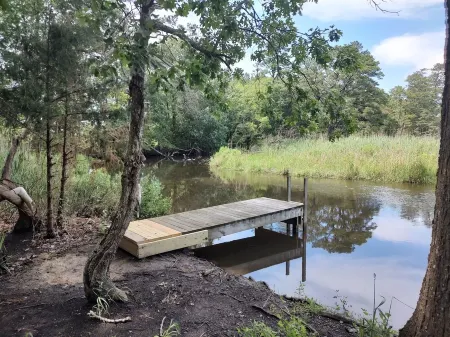 Awesome private off grid cabin with creek view.